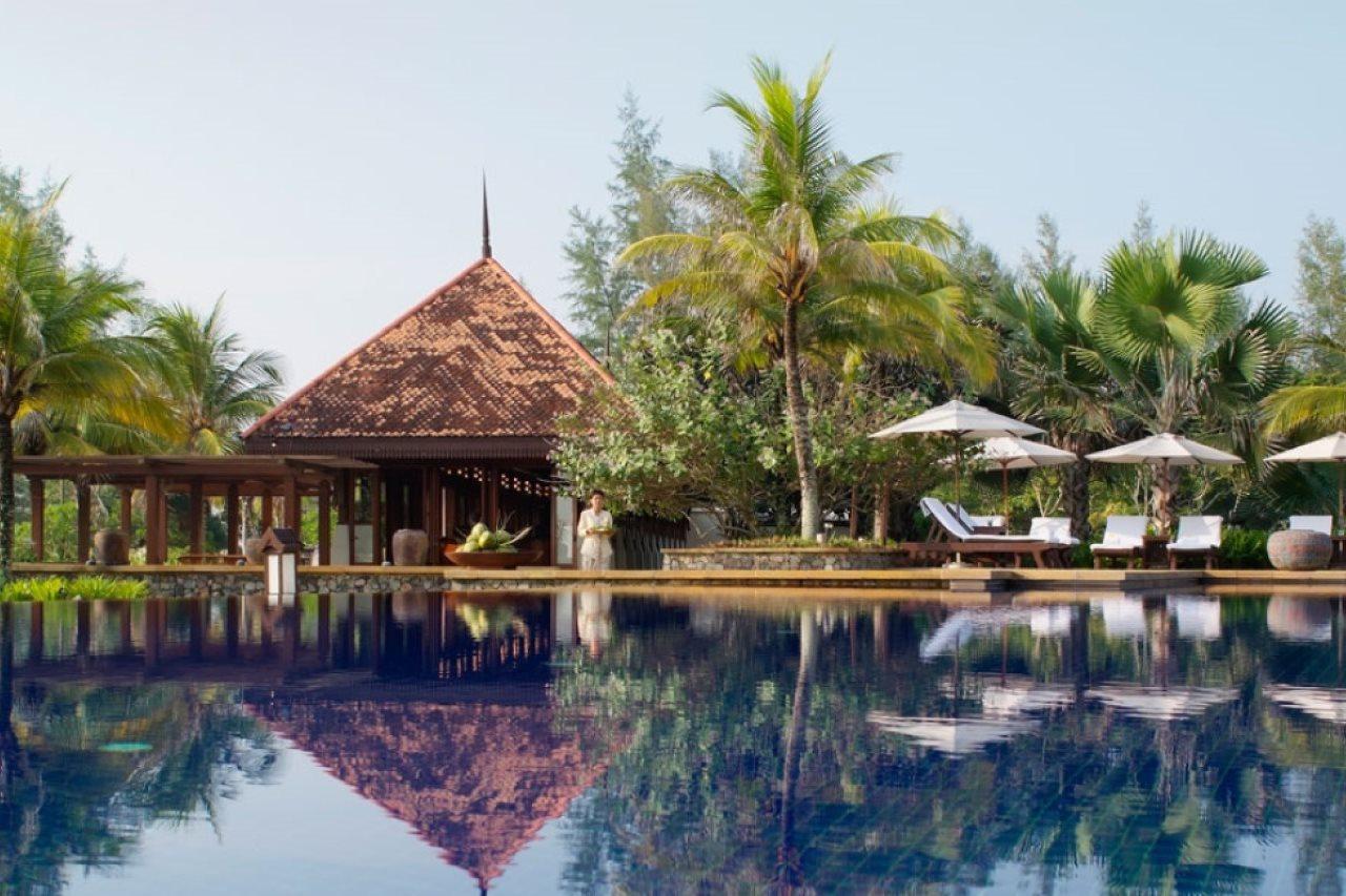 Tanjong Jara Resort, Terengganu - A Small Luxury Hotels Of The World Dungun Eksteriør billede The pool at the Four Seasons Resort