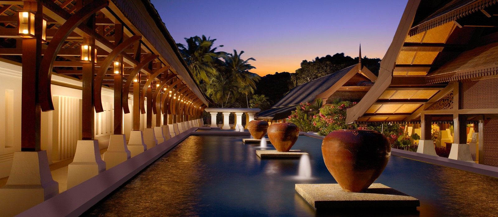 Tanjong Jara Resort, Terengganu - A Small Luxury Hotels Of The World Dungun Eksteriør billede The resort's main lobby