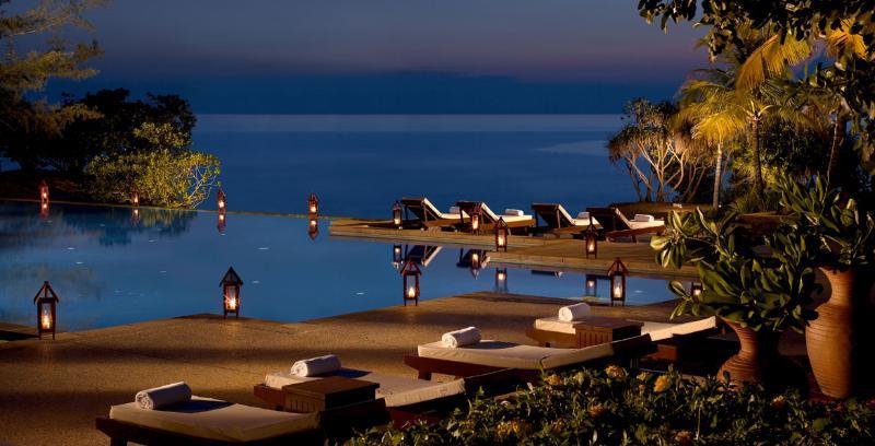 Tanjong Jara Resort, Terengganu - A Small Luxury Hotels Of The World Dungun Eksteriør billede The beach at the Four Seasons Resort